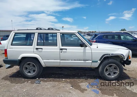 1999 Jeep Cherokee Classic/Sport из США, поврежденный, VIN 1J4FF68S2XL590965
